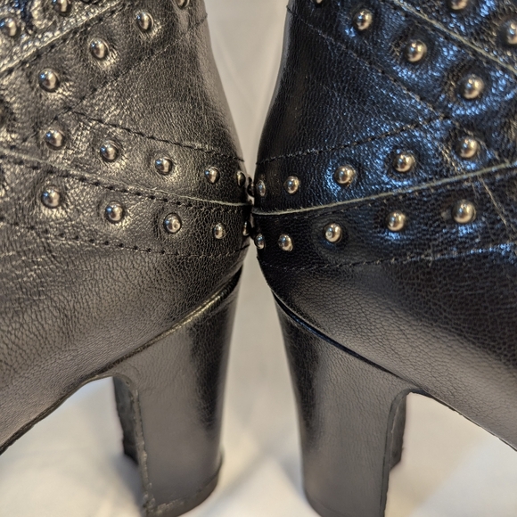 Johnston and Murphy Stylish High Black Studded Boot size 7M - Picture 6 of 16